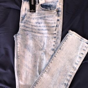 🌟Express Jeans, Brand New with Tags. Size 8L.